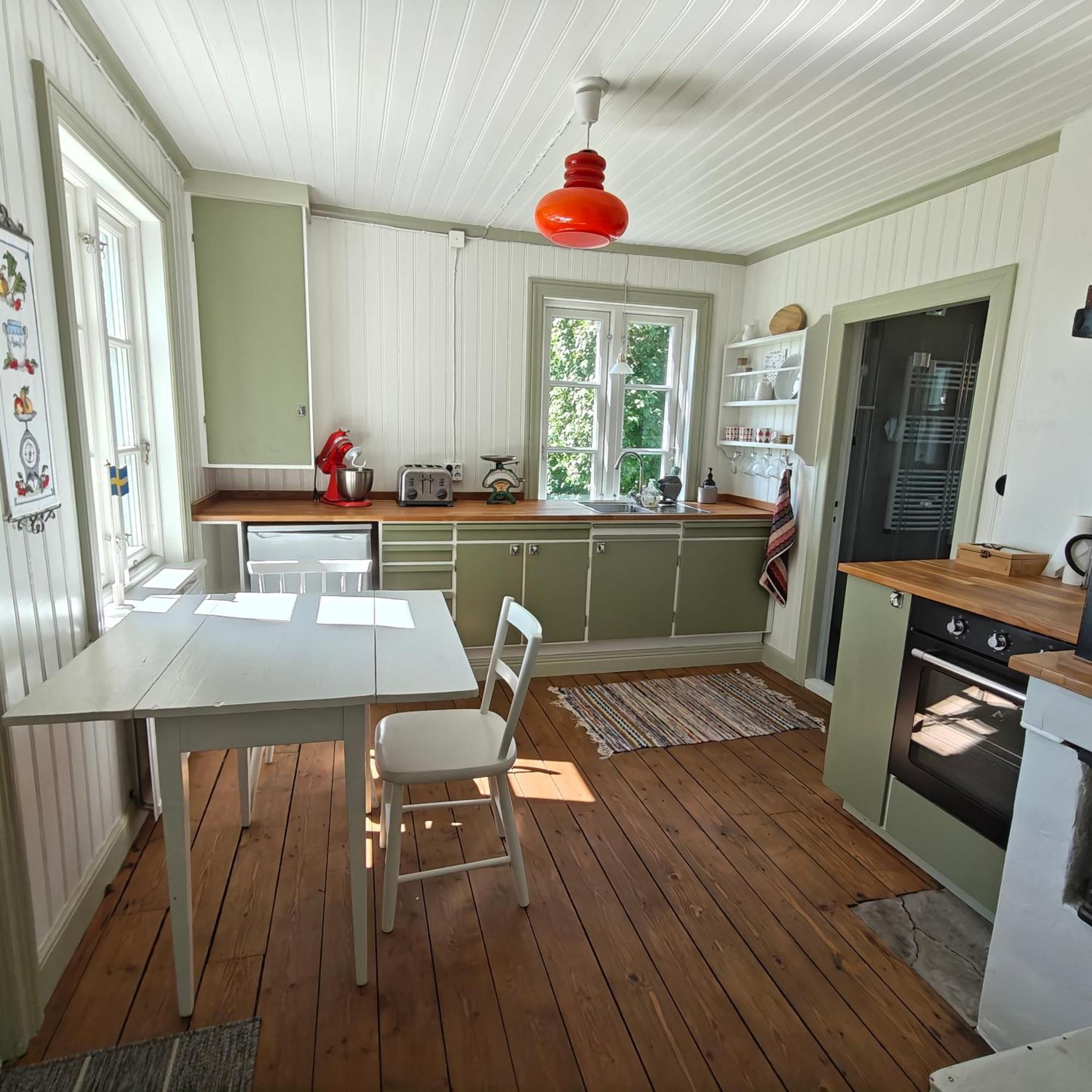 Lilla Backen Villa Hjo Exterior photo